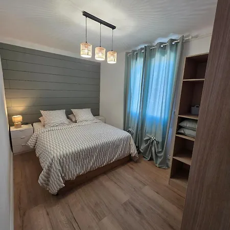 Apartman Avec Bel Exterieur Et Parking Privatif