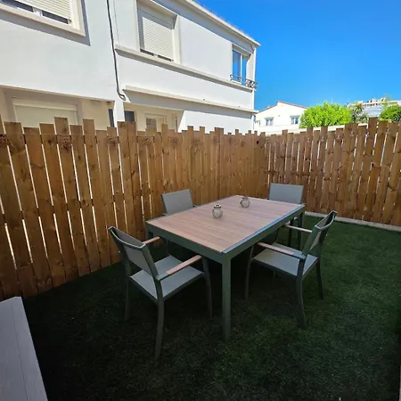 Apartman Avec Bel Exterieur Et Parking Privatif